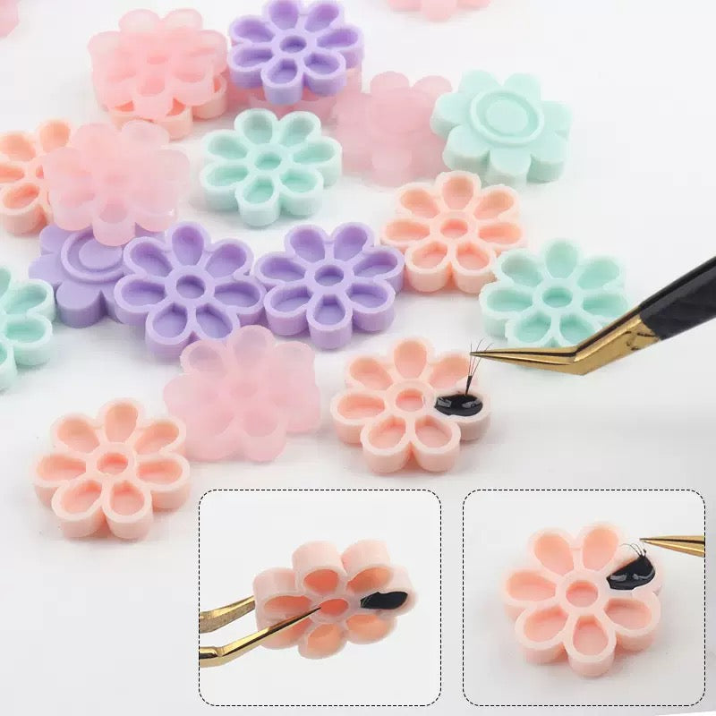 Flower Shape Glue Cups 100 pcs