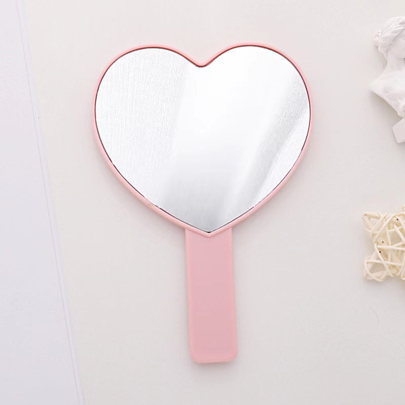 Espejo de mano con forma de corazón grande